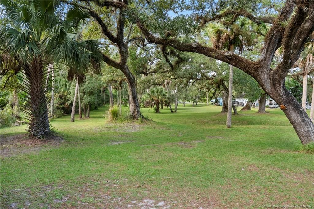 2260 Sweetwater Drive, Fort Pierce, FL 34981 Photo