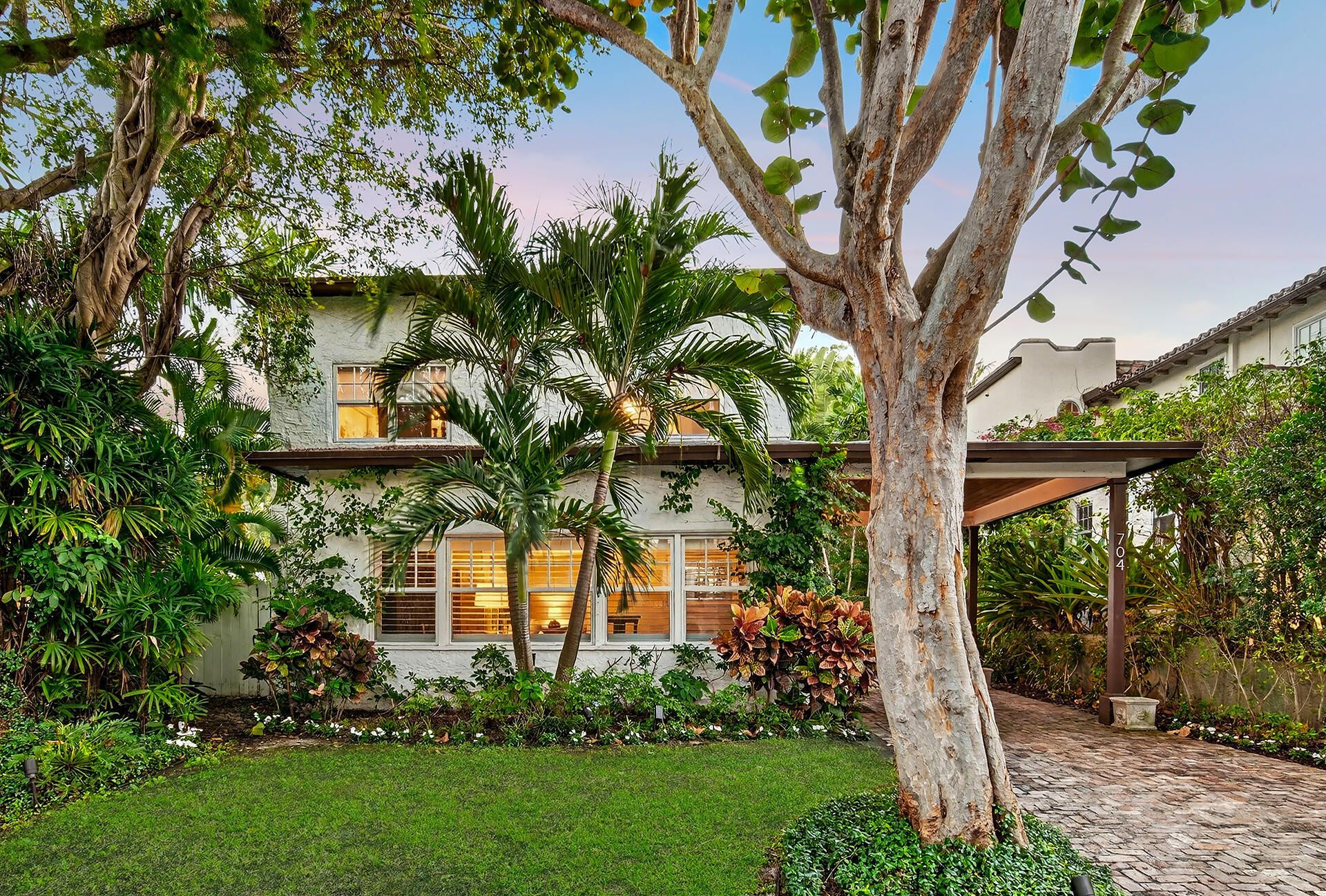 704 Claremore Drive, West Palm Beach, FL 33401 Photo