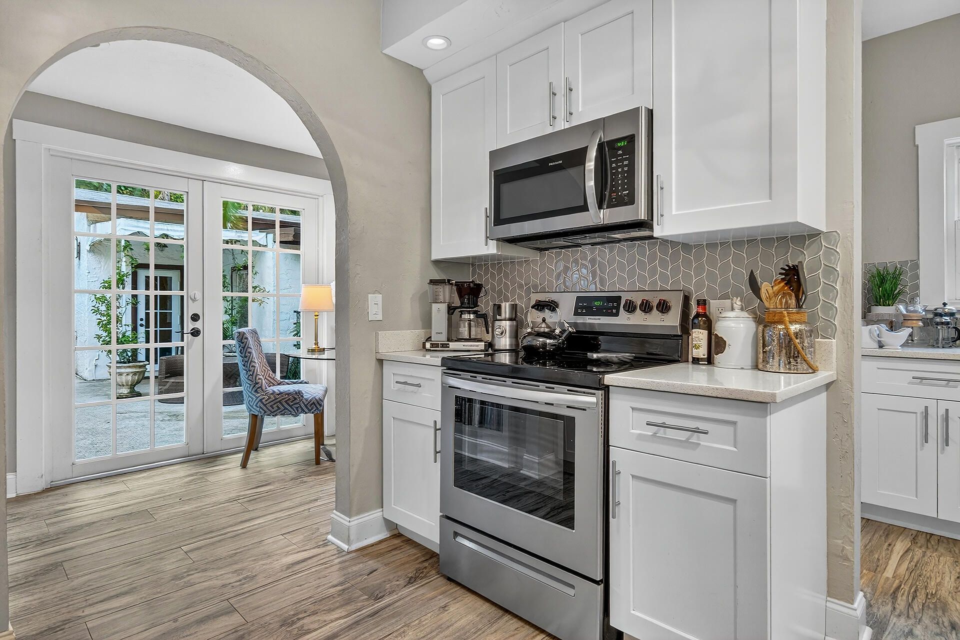 704 Claremore Drive, West Palm Beach, FL 33401 Photo