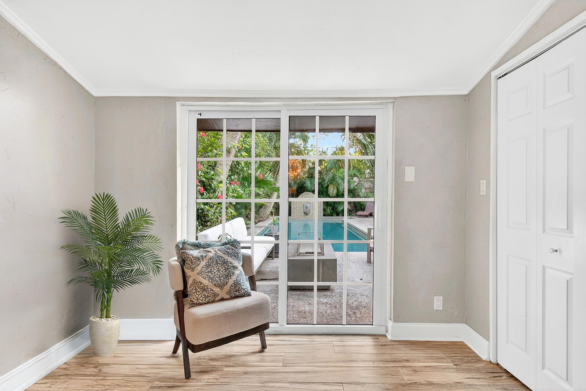 704 Claremore Drive, West Palm Beach, FL 33401 Photo