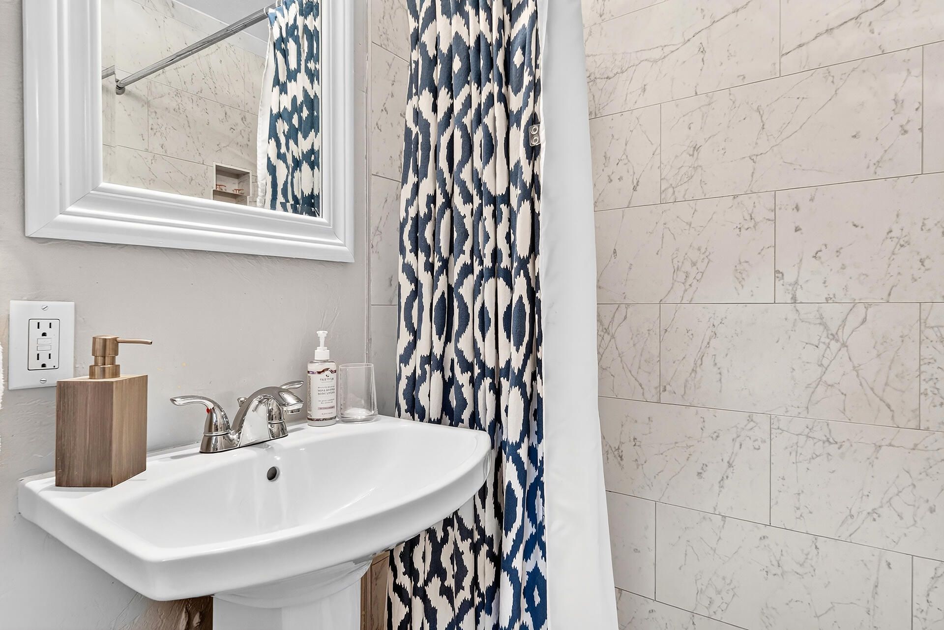 704 Claremore Drive, West Palm Beach, FL 33401 Photo