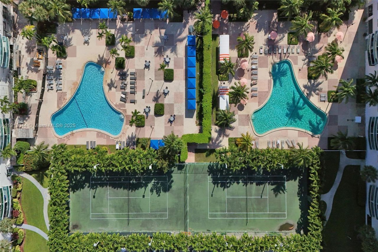 19370 Collins Ave, Unit 426, Sunny Isles Beach, FL 33160 Photo