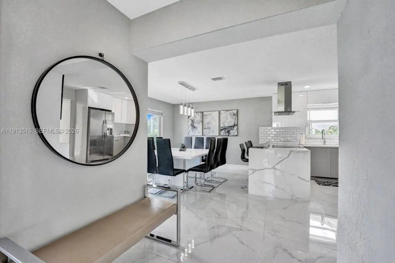 1241 Hollywood Blvd, Hollywood, FL 33019 Photo