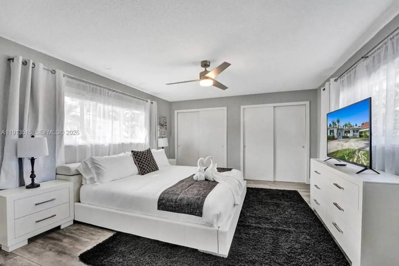 1241 Hollywood Blvd, Hollywood, FL 33019 Photo