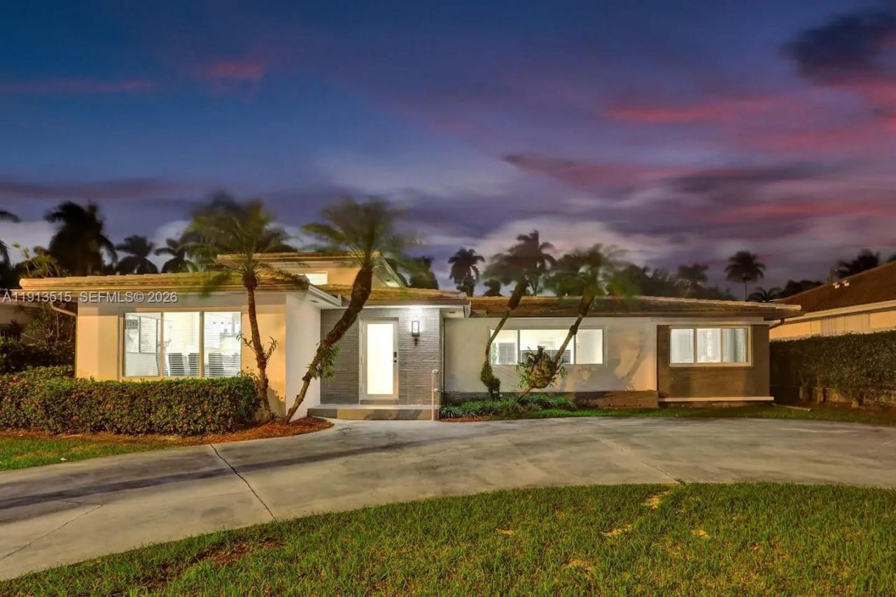 1241 Hollywood Blvd, Hollywood, FL 33019 Photo