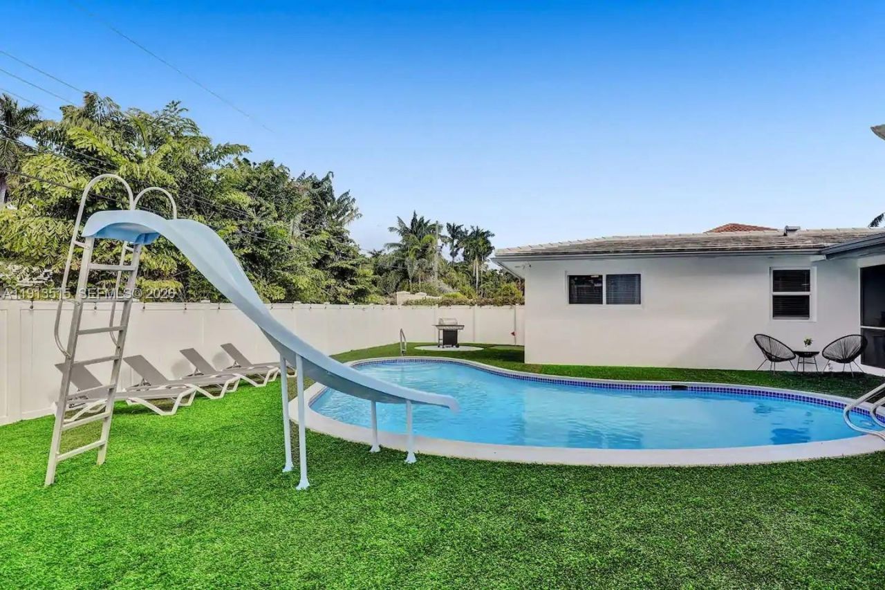 1241 Hollywood Blvd, Hollywood, FL 33019 Photo