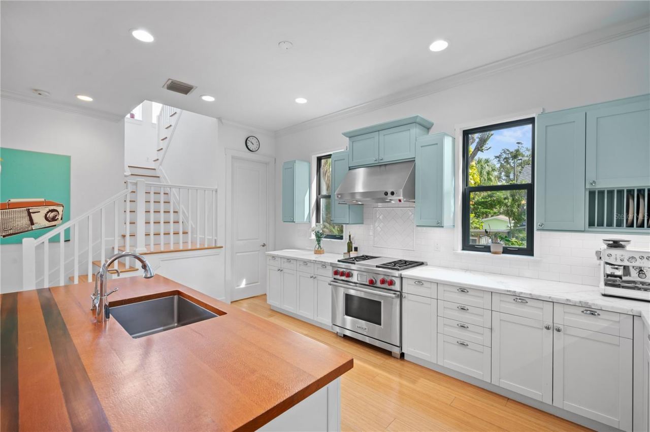 1723 Oak Street, Sarasota, FL 34236 Photo