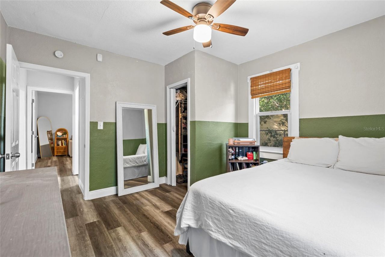 2340 10th Street S, Saint Petersburg, FL 33705 Photo