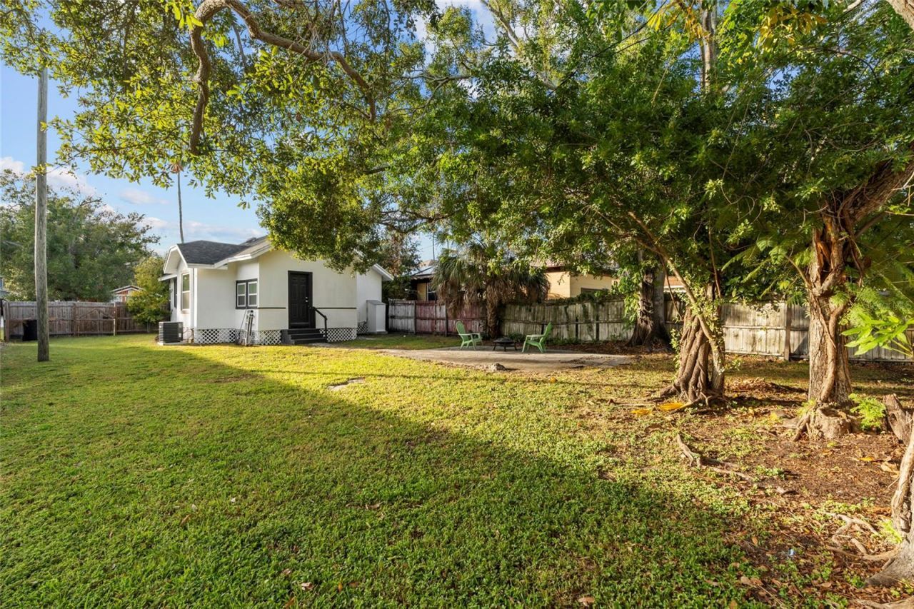 2340 10th Street S, Saint Petersburg, FL 33705 Photo