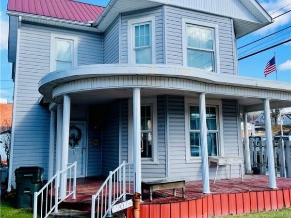 207 George Street, St Marys, WV 26170