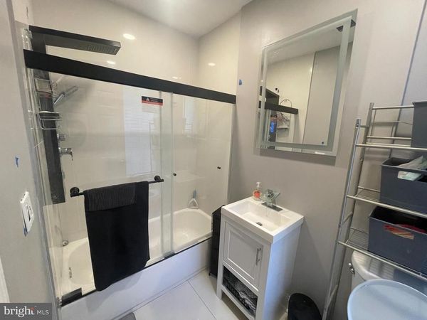 7119 WOODLAND AVENUE, PHILADELPHIA, PA 19142