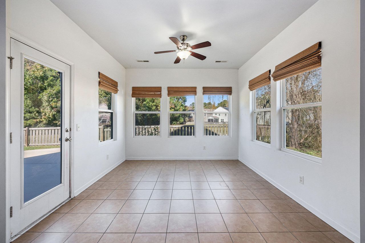 4810 Hawkins Drive Photo 13