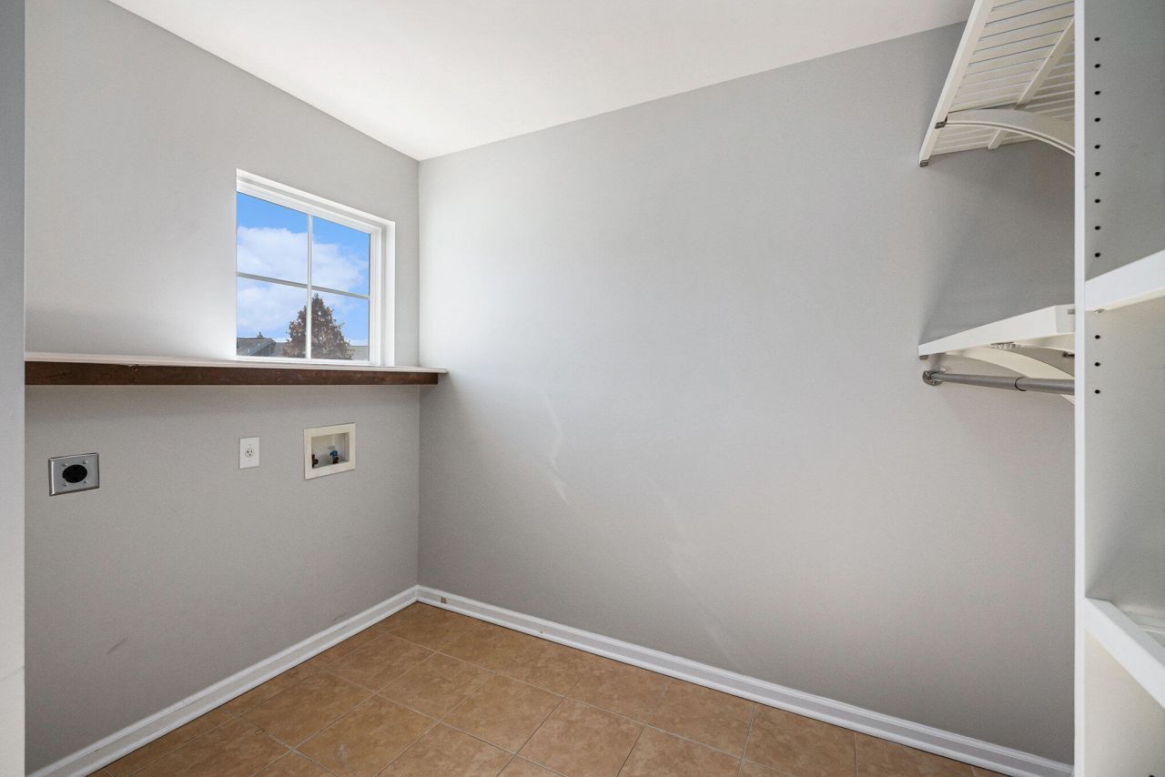 4810 Hawkins Drive Photo 24