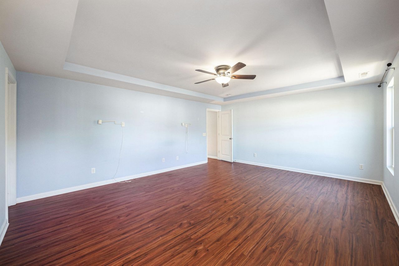 4810 Hawkins Drive Photo 28