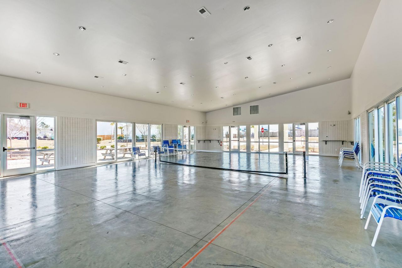 4810 Hawkins Drive Photo 44