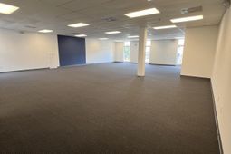 4221 N Kings Hwy. photo 4