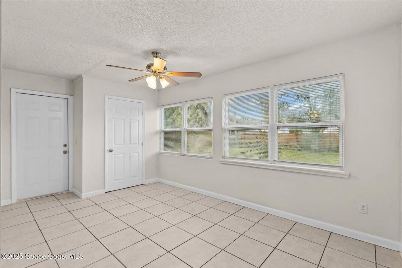7506 Roberts Road, Fort Pierce, FL 34951 Photo