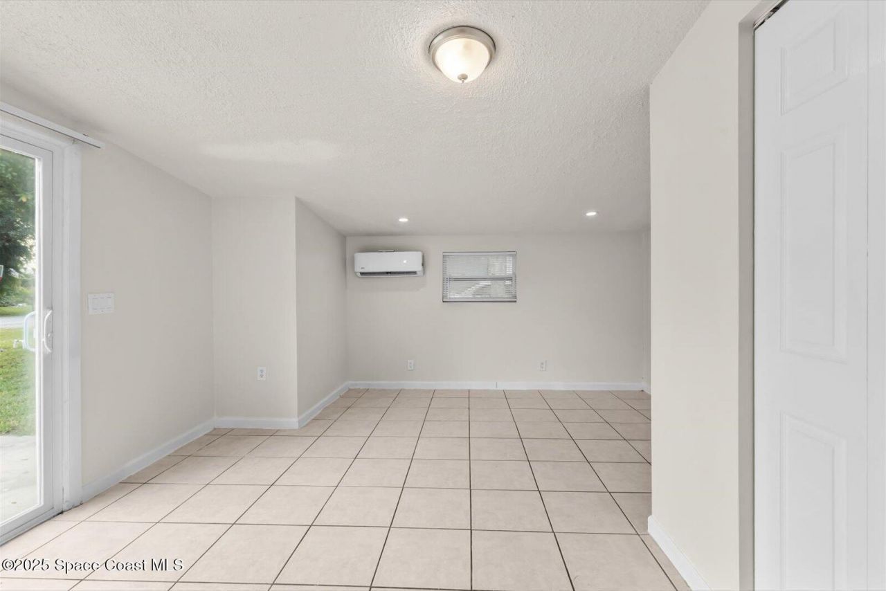 7506 Roberts Road, Fort Pierce, FL 34951 Photo