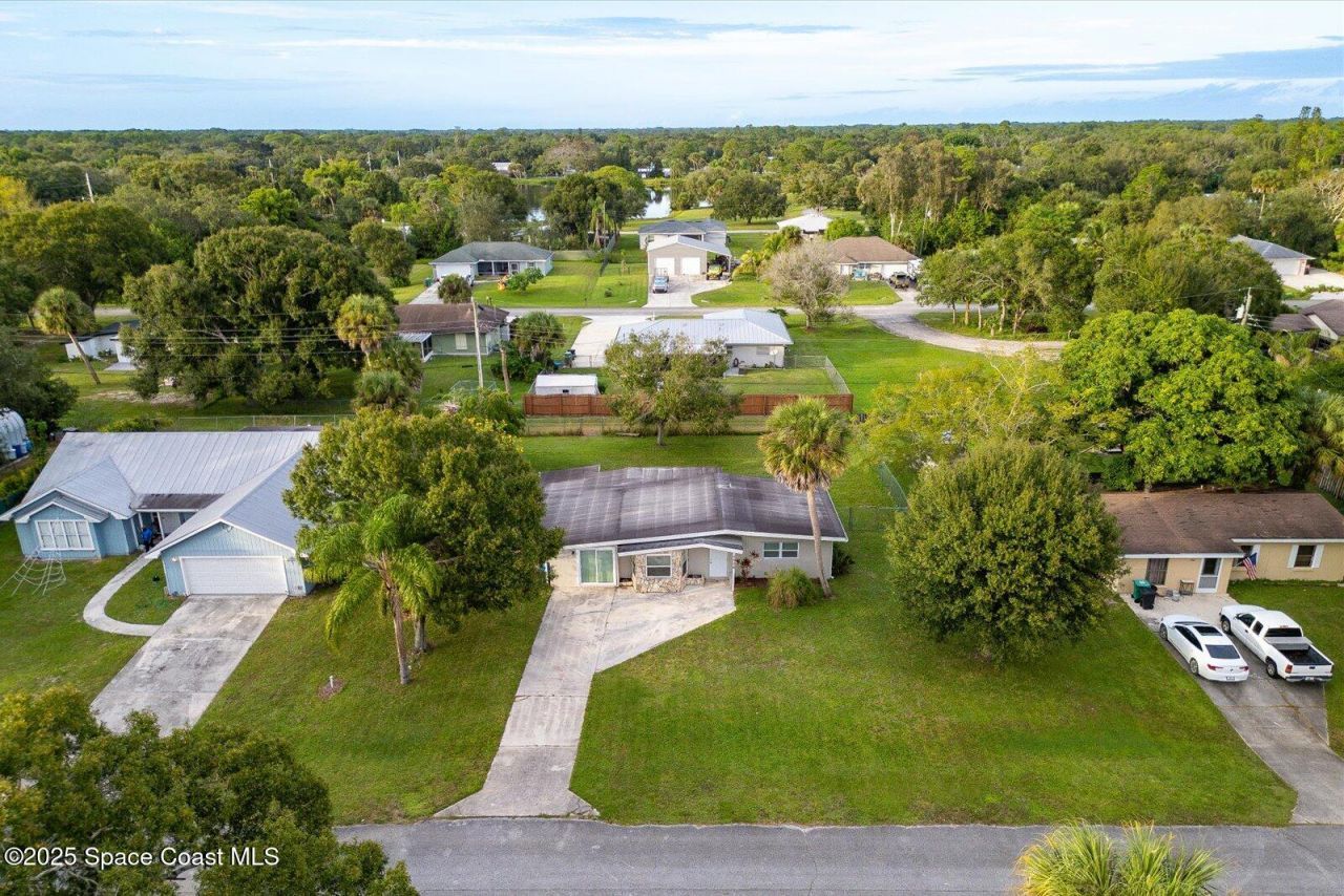 7506 Roberts Road, Fort Pierce, FL 34951 Photo
