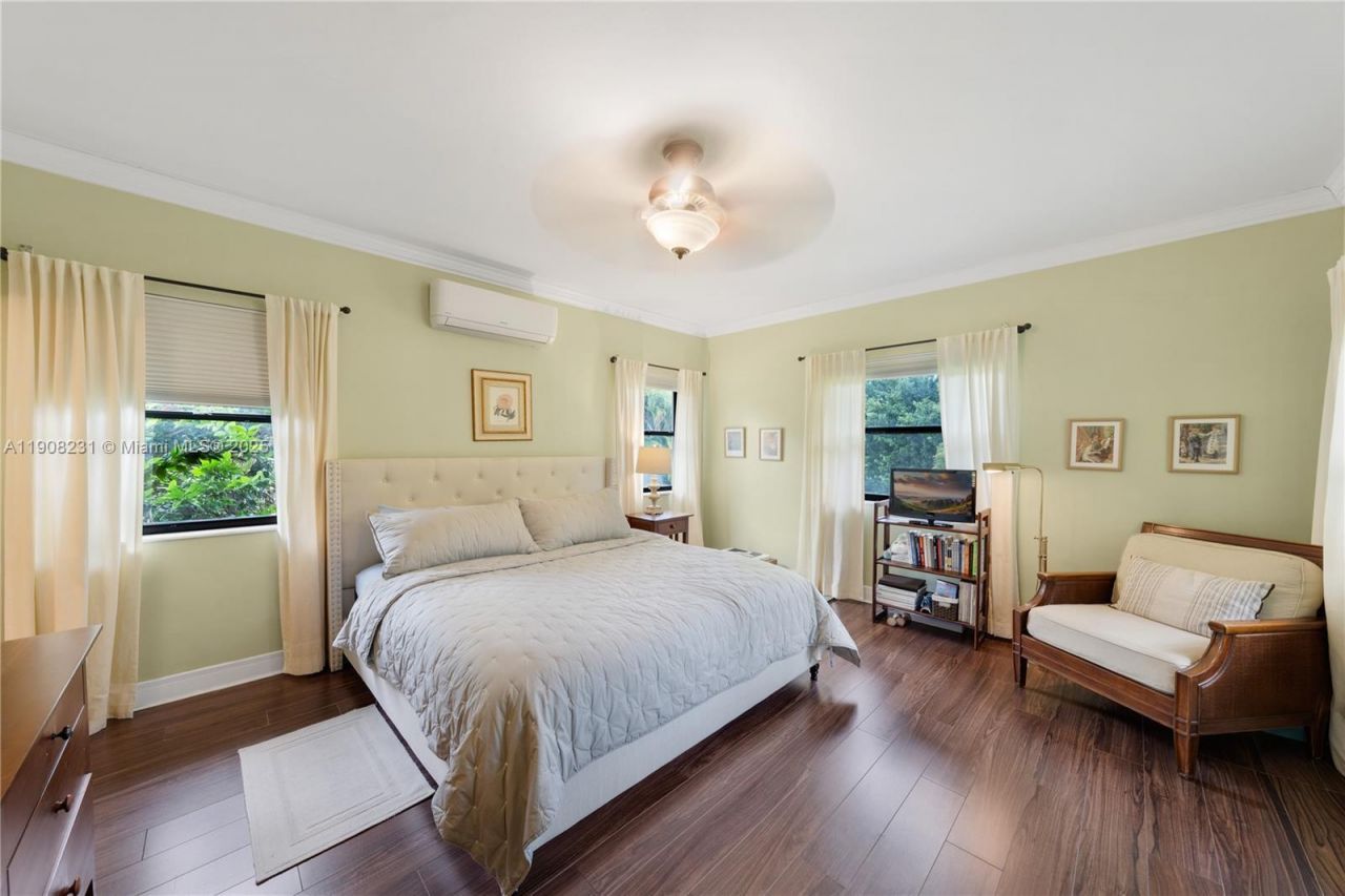 145 Harbour Way, Bal Harbour, FL 33154 Photo