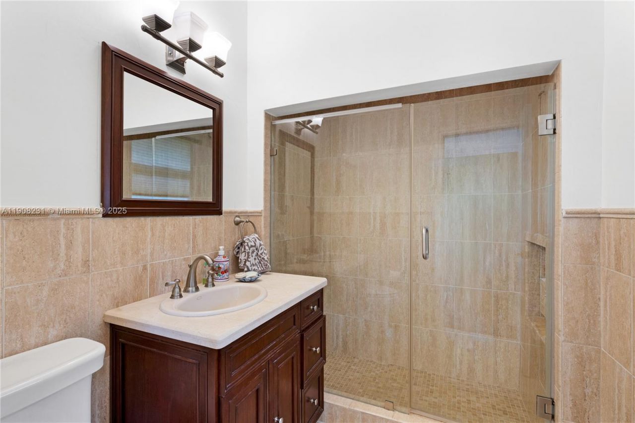 145 Harbour Way, Bal Harbour, FL 33154 Photo