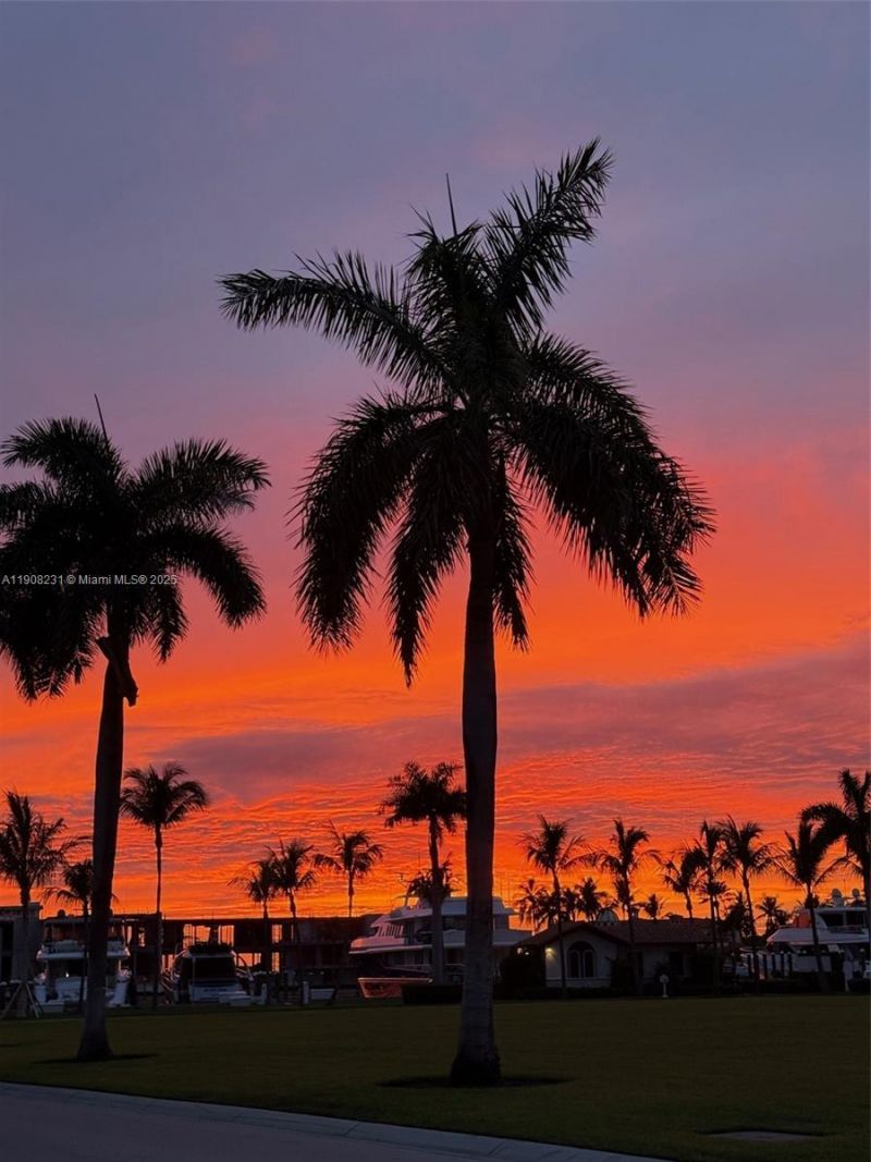 145 Harbour Way, Bal Harbour, FL 33154 Photo