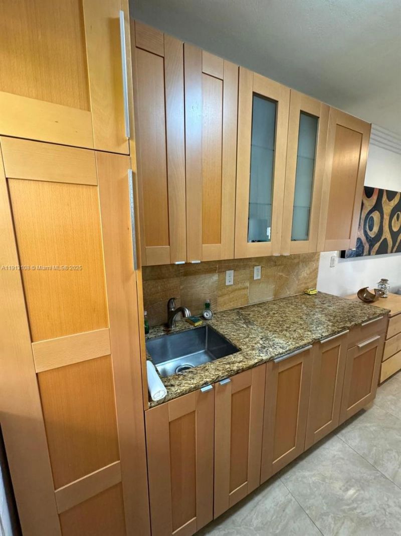 650 Pennsylvania Ave, Unit 2, Miami Beach, FL 33139 Photo