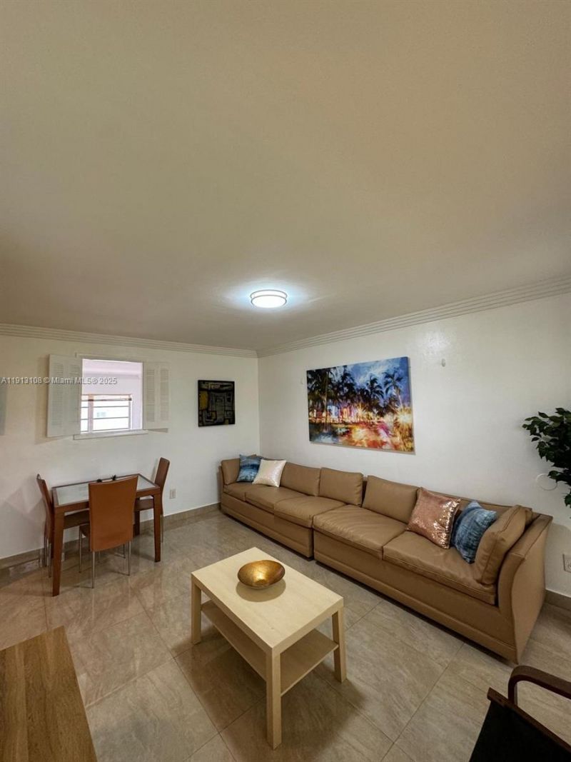 650 Pennsylvania Ave, Unit 2, Miami Beach, FL 33139 Photo