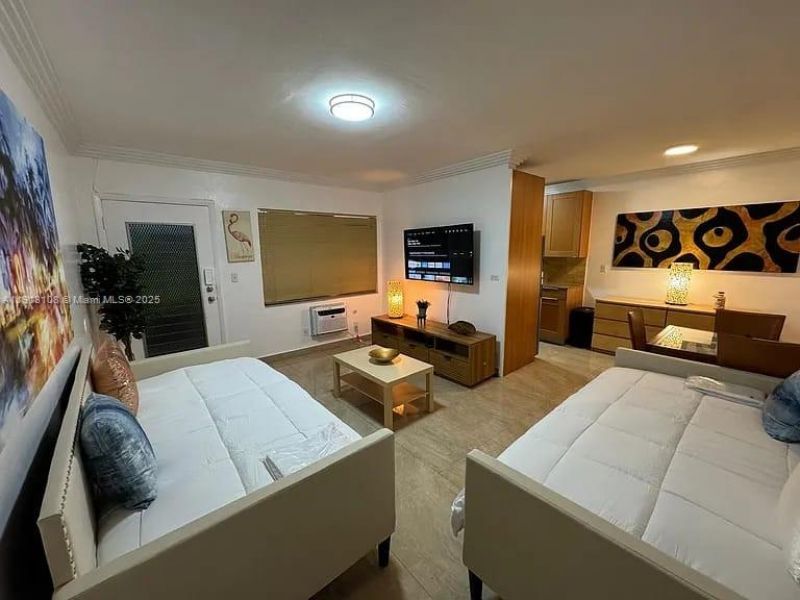 650 Pennsylvania Ave, Unit 2, Miami Beach, FL 33139 Photo