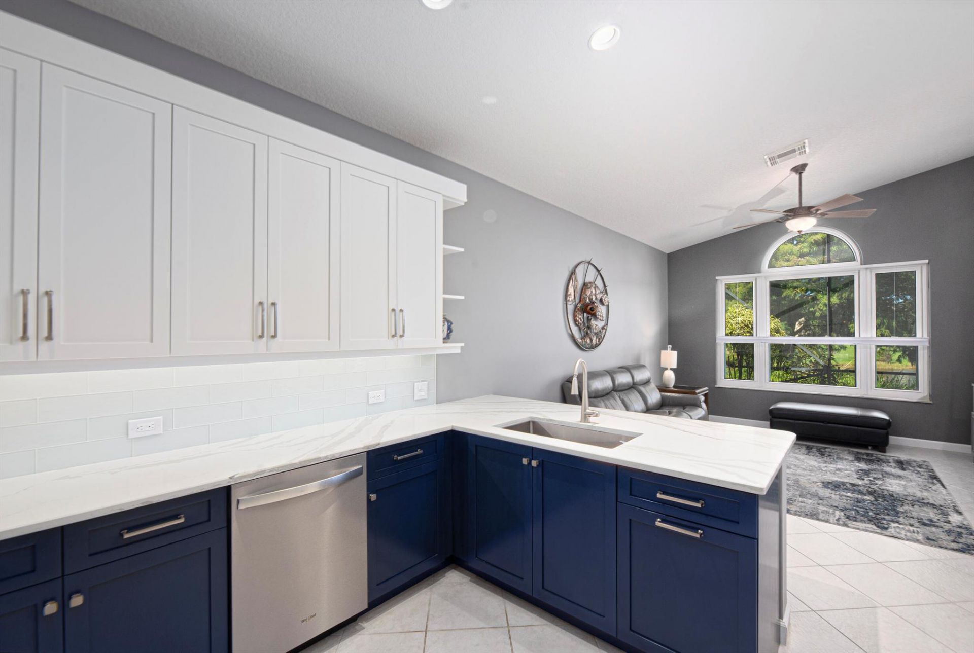 648 SW Lake Charles Circle, Port Saint Lucie, FL 34986 Photo