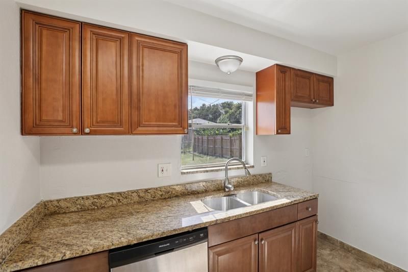 1757 13th Ave, Lake Worth Beach, FL 33460 Photo