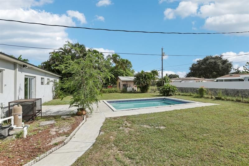 1757 13th Ave, Lake Worth Beach, FL 33460 Photo
