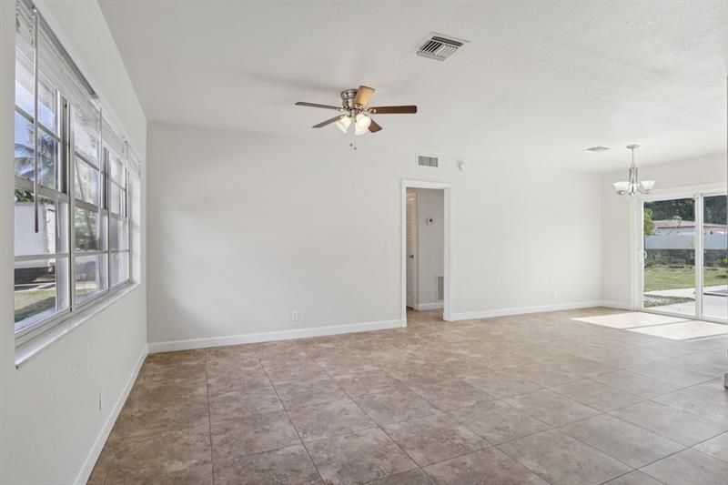 1757 13th Ave, Lake Worth Beach, FL 33460 Photo