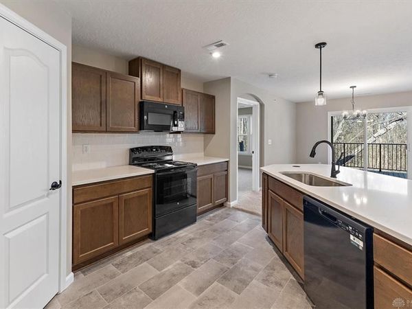 4228 N Apple Branch Drive, Unit 55-204, Sugarcreek Township, OH 45459