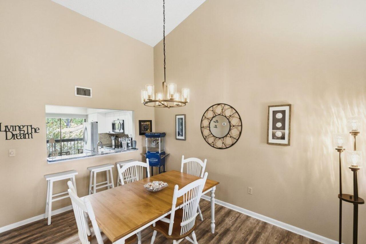 9430 Meadowood Drive, Unit 205, Fort Pierce, FL 34951 Photo