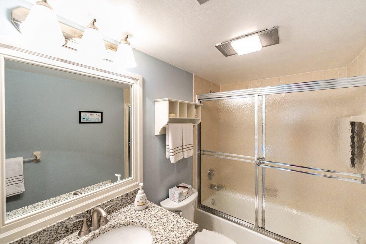 9430 Meadowood Drive, Unit 205, Fort Pierce, FL 34951 Photo