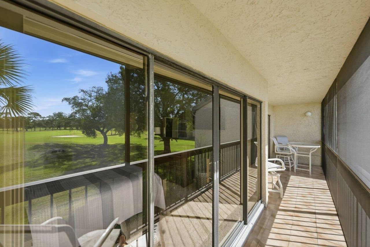 9430 Meadowood Drive, Unit 205, Fort Pierce, FL 34951 Photo