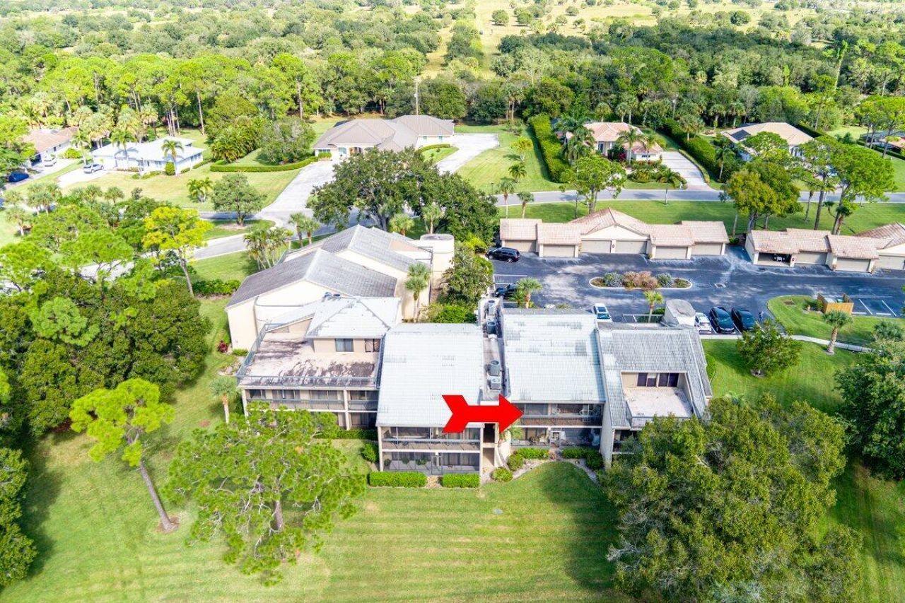 9430 Meadowood Drive, Unit 205, Fort Pierce, FL 34951 Photo