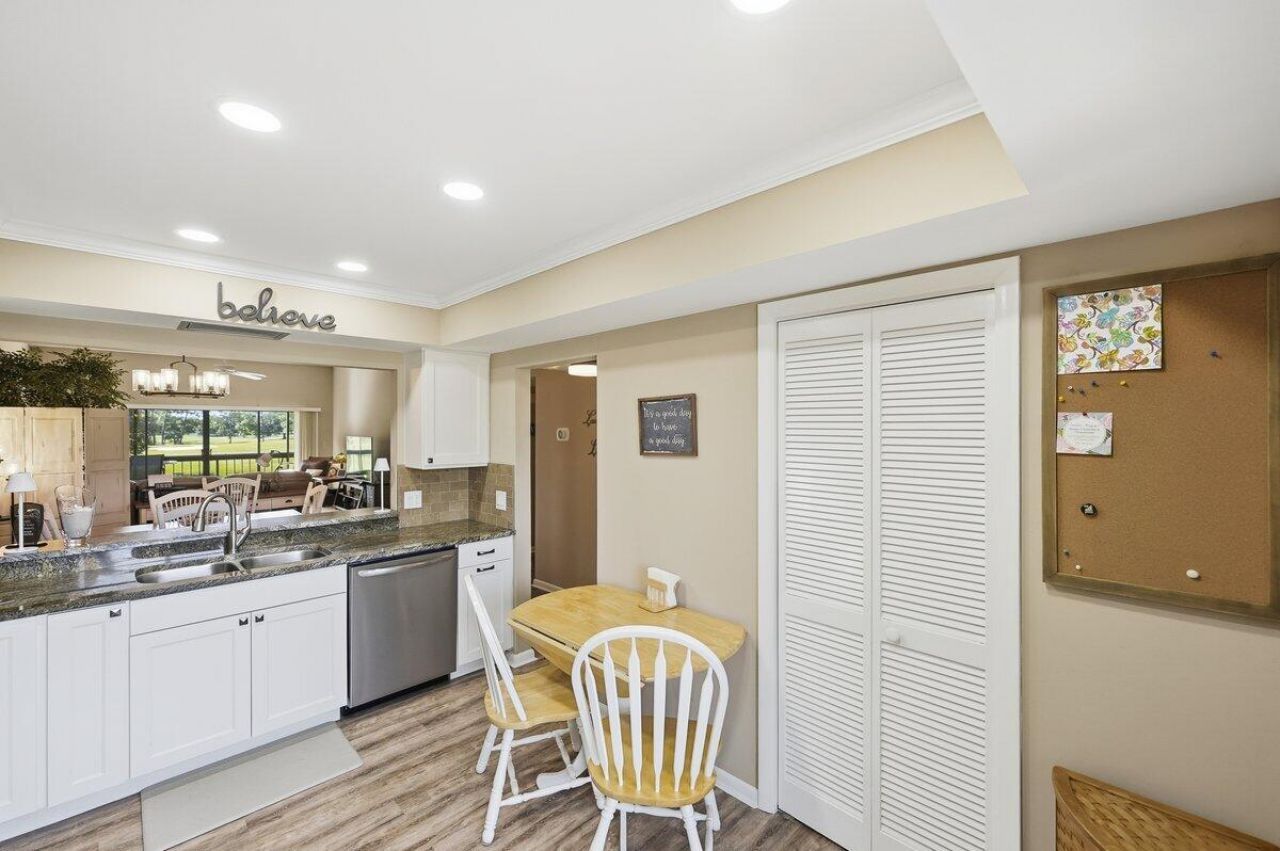 9430 Meadowood Drive, Unit 205, Fort Pierce, FL 34951 Photo