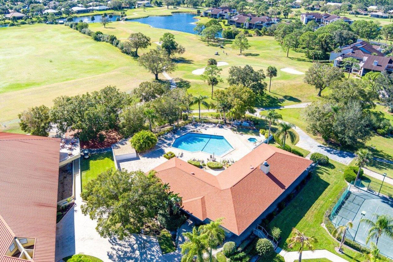 9430 Meadowood Drive, Unit 205, Fort Pierce, FL 34951 Photo