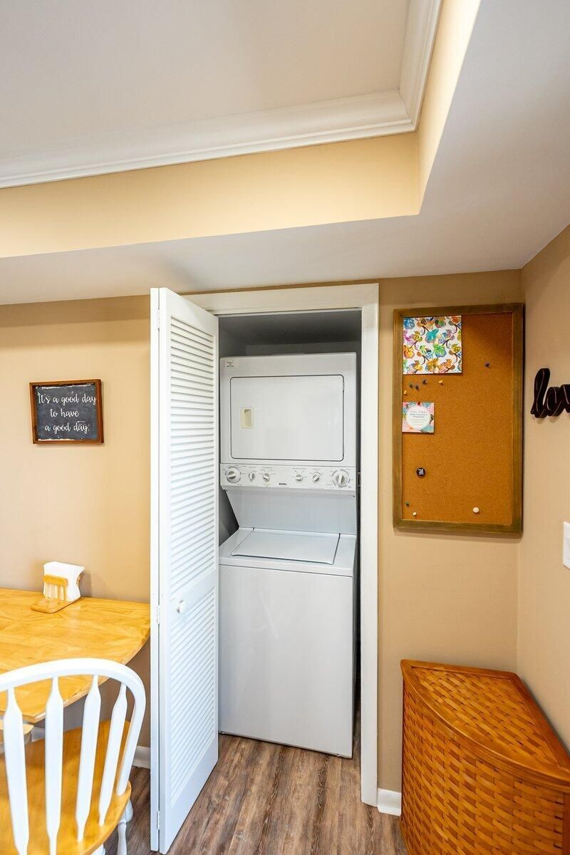 9430 Meadowood Drive, Unit 205, Fort Pierce, FL 34951 Photo