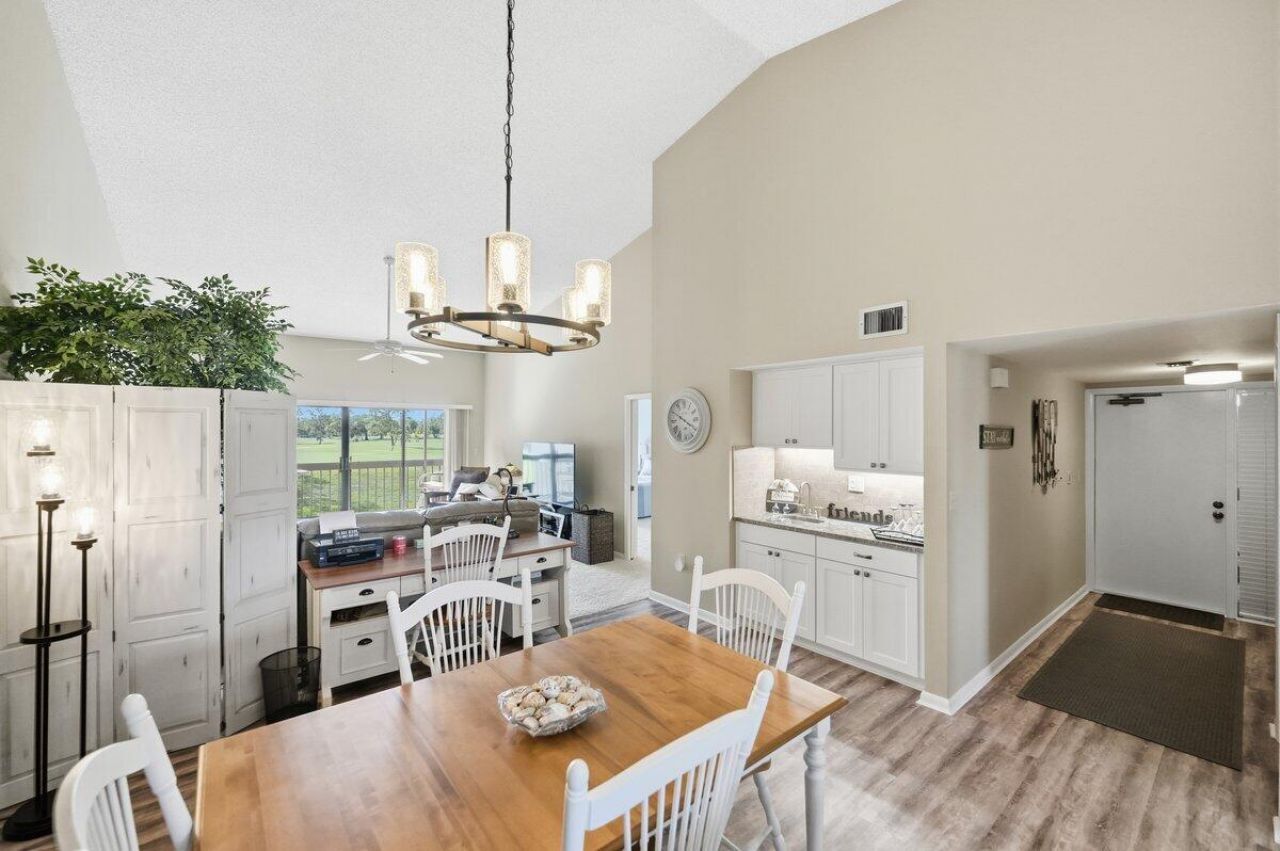 9430 Meadowood Drive, Unit 205, Fort Pierce, FL 34951 Photo