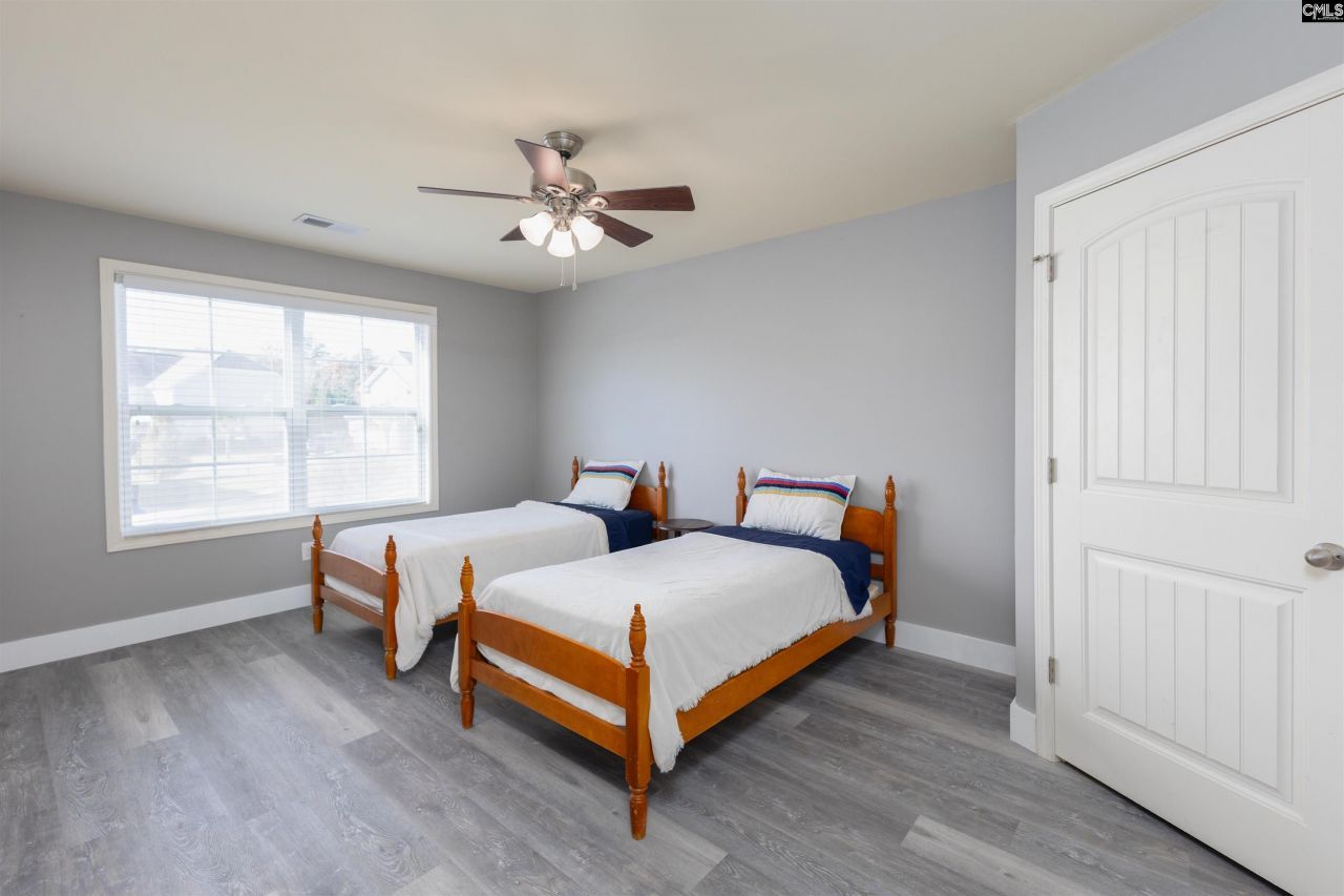 64 Downing Circle Photo 22