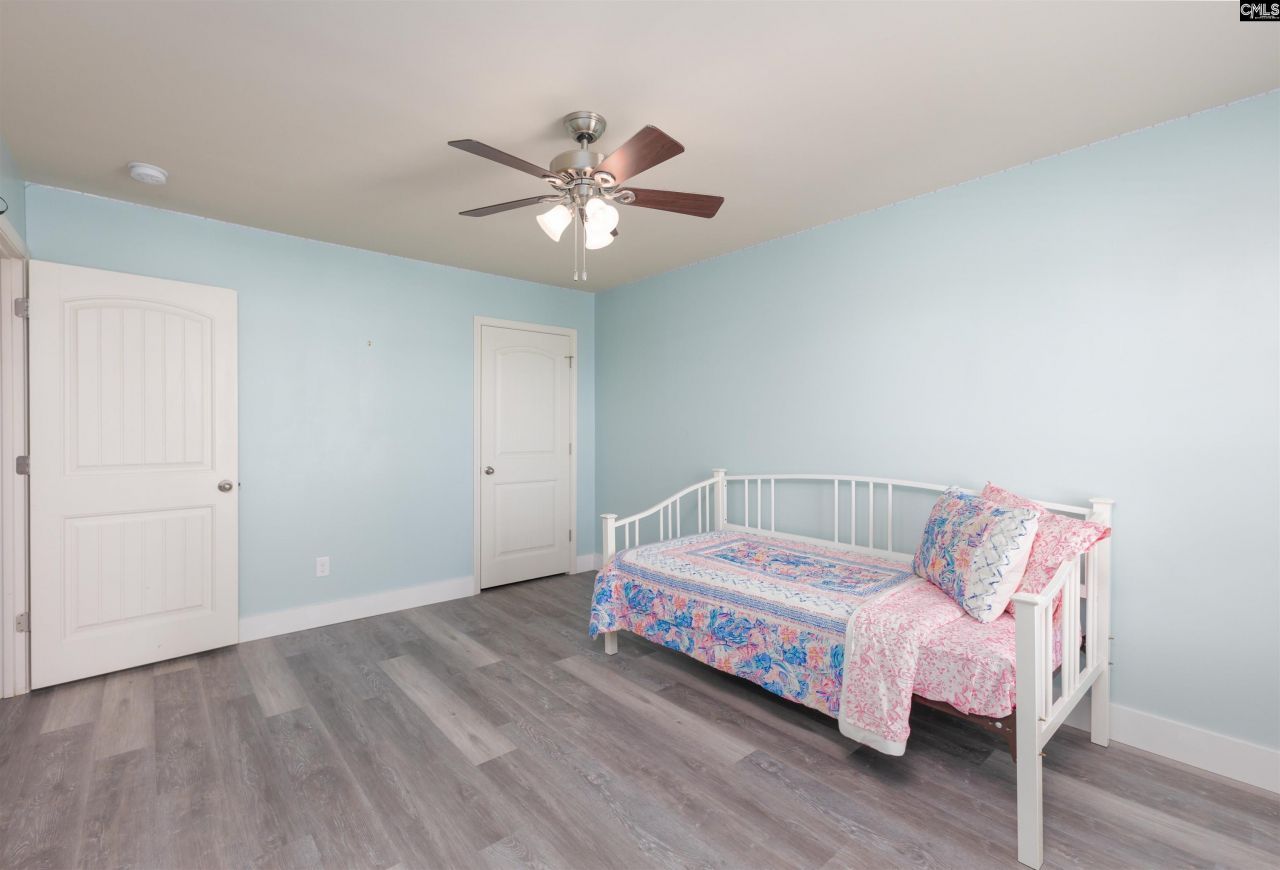 64 Downing Circle Photo 26