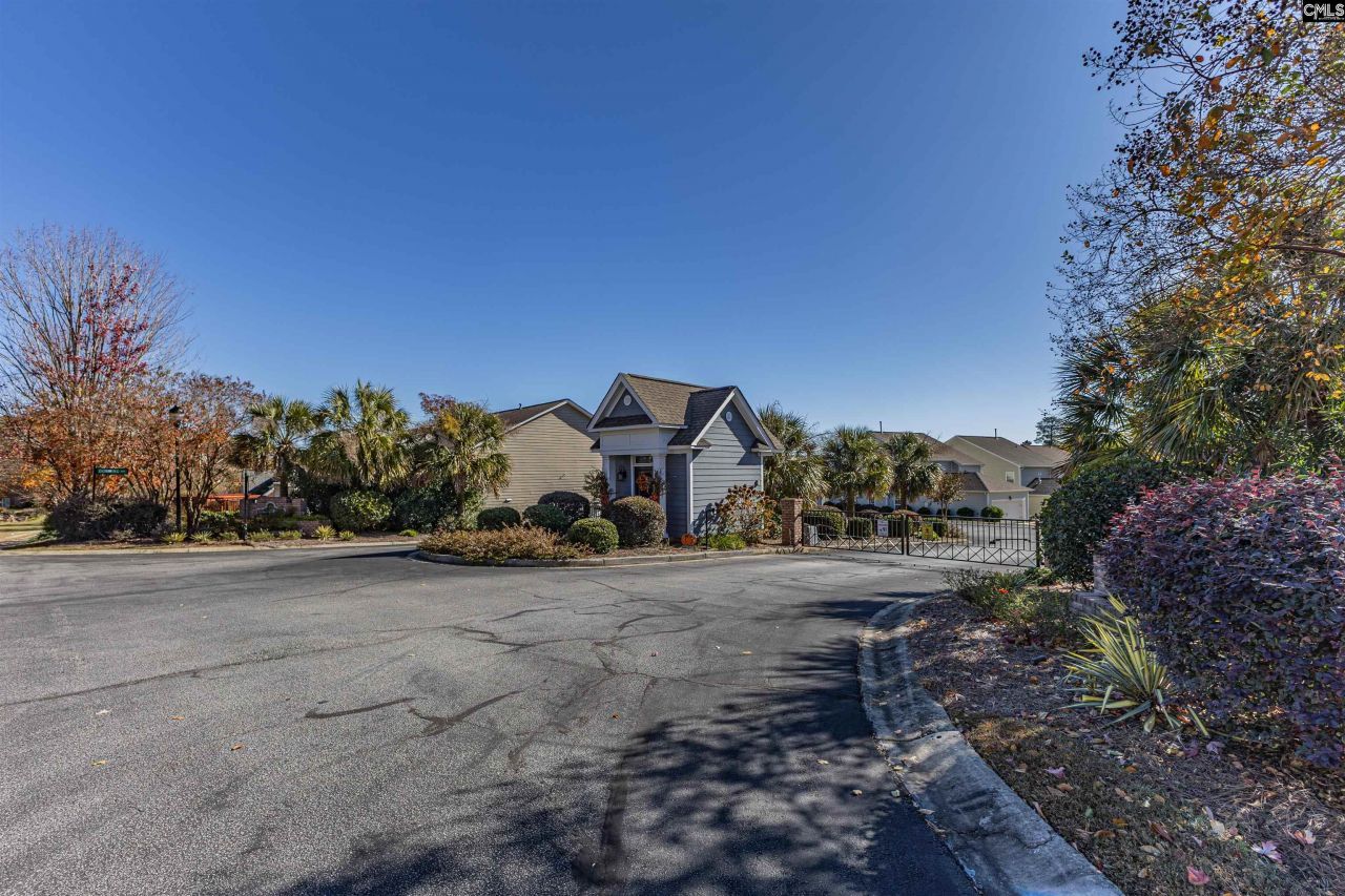 64 Downing Circle Photo 37