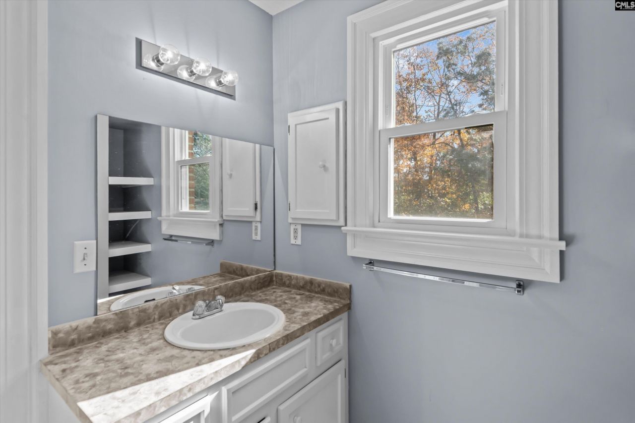 4303 Fish Hatchery Road Photo 26