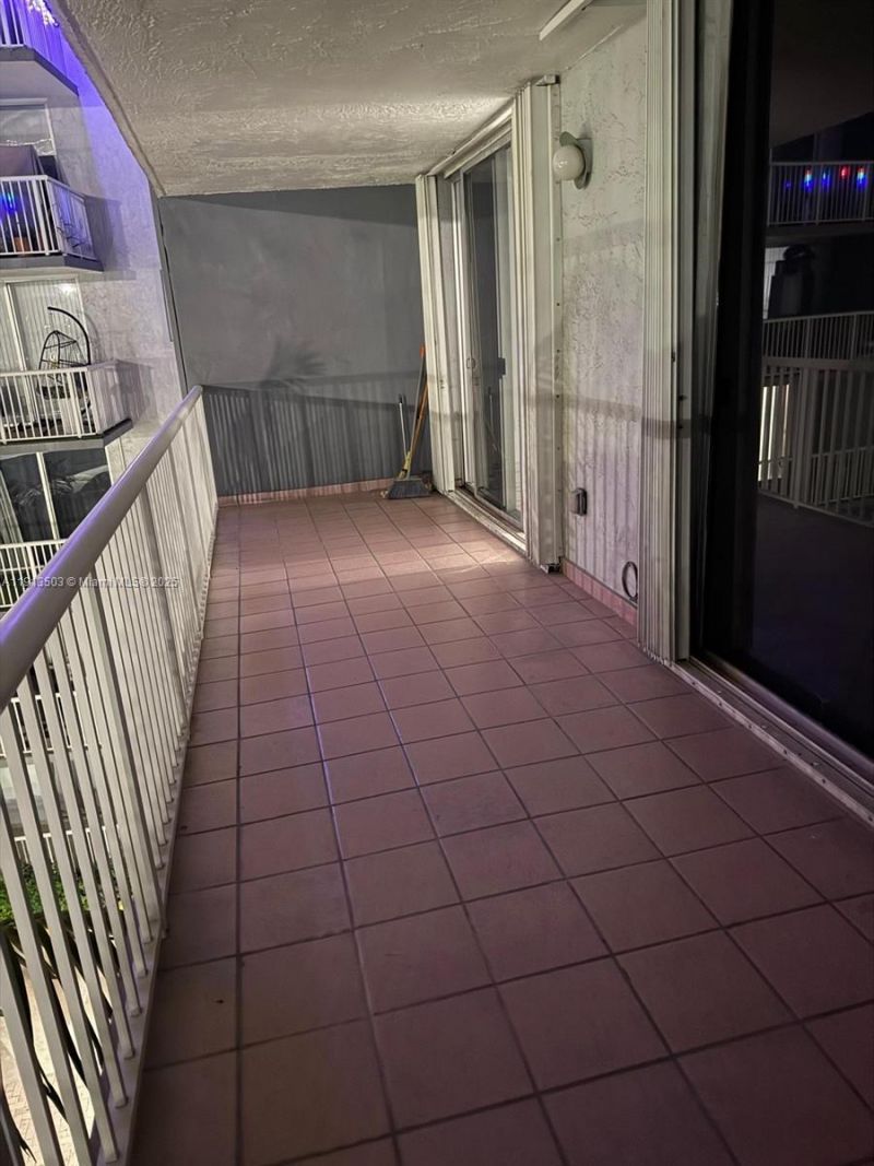 1800 NW 24th Ave, Unit 420, Miami, FL 33125 Photo