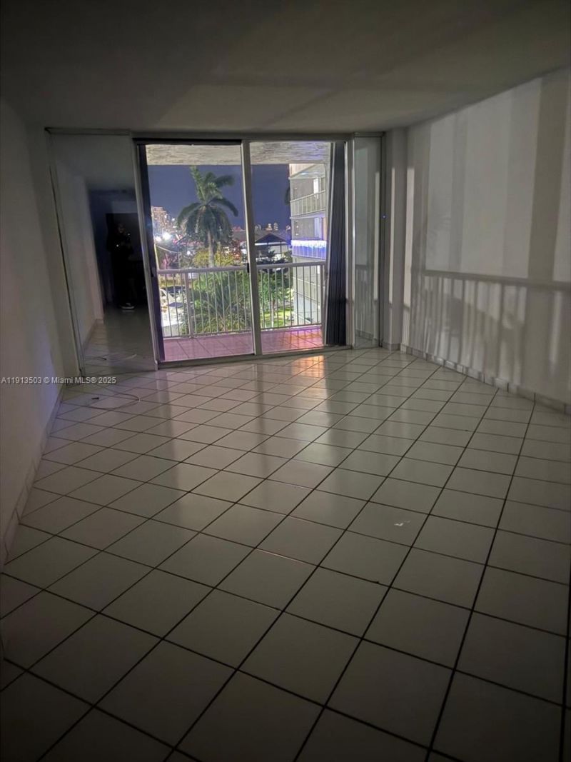 1800 NW 24th Ave, Unit 420, Miami, FL 33125 Photo