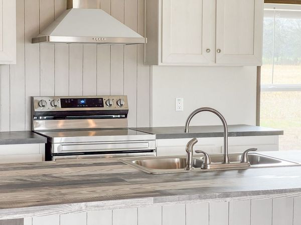 943 Hwy 64 West, Lawrenceburg, TN 38464