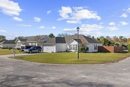 2902 Silver Leaf Circle photo 4